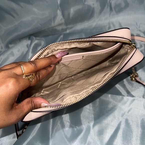 MICHAEL Michael Kors Pink Crossbody Bag with Gold Hardware - Picture 8 of 8